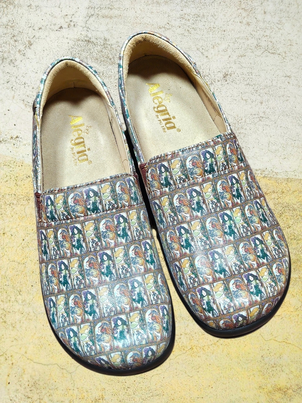 Alegria Keli Love You Mucha Professional Slip-on Shoe Size 38